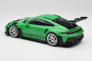 Porsche 911 992 GT3 RS Python Verde & Llantas Plata & Decor Negro Minichamps 1:18 153062235 Metal - imagen 5 de 6
