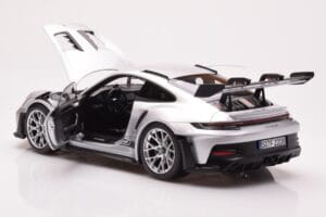 Porsche 911 992 GT3 RS Plata Metálico Norev 1:18 187357 Metal - imagen 5 de 8