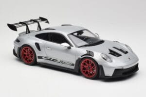Porsche 911 992 GT3 RS Plata & Llantas Rojas Minichamps 1:18 153062241 Metal - imagen 4 de 6
