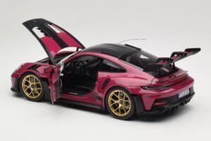 Porsche 911 992 GT3 RS Weissach Package Ruby Star Norev 1:18 187370 Metal - imagen 5 de 8