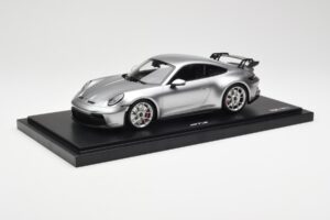 Porsche 911 992 GT3 Plateado Minichamps 1:18 WAP0211510M004 Resina