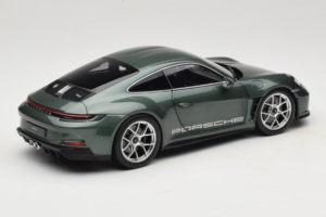 Porsche 911 992 S/T Malachite Green Metallic Norev 1:18 187472 Metal - imagen 3 de 8
