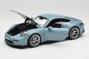Porsche 911 992 S/T Meissen Blue Norev 1:18 187470 Metal - imagen 2 de 8
