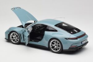 Porsche 911 992 S/T Meissen Blue Norev 1:18 187470 Metal - imagen 5 de 8
