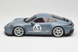 Porsche 911 992 ST Gentian Blue Metallic GT Spirit 1:18 GT491 Resina - imagen 3 de 6