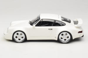 Porsche 911 992 Strosek Giga White GT Spirit 1:18 GT525 Resina - imagen 3 de 6