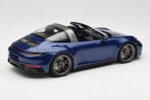 Porsche 911 992 Targa 4 GTS Blue Metallic Minichamps 1:18 155061060 Metal - imagen 2 de 6