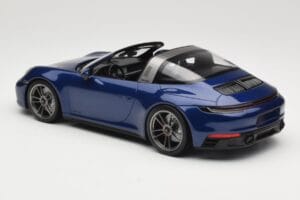 Porsche 911 992 Targa 4 GTS Blue Metallic Minichamps 1:18 155061060 Metal - imagen 5 de 6