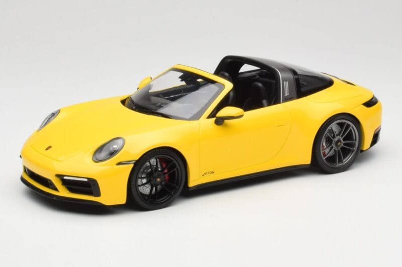 Porsche 911 992 Targa 4 GTS Amarillo Minichamps 1:18 153061064 Metal