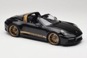 Porsche 911 992 Targa Porsche Design Negro & Oro Concept Minichamps 1:18 PORSCHE001 Metal - imagen 4 de 6