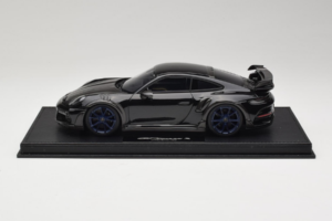 Porsche 911 992 TechArt GTstreet R Negro Con Llantas Azules TechArt 1:18 REMC009 Resina
