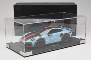 Porsche 911 992 TechArt GTstreet R Gulf Blue TechArt 1:18 REMC010 Resina - imagen 6 de 6