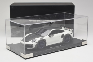 Porsche 911 992 TechArt GTstreet R Blanco Con Llantas Azules TechArt 1:18 REMC014 Resina - imagen 6 de 6
