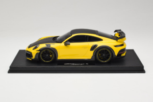 Porsche 911 992 TechArt GTstreet R Amarillo Con Llantas Negras TechArt 1:18 REMC011 Resina