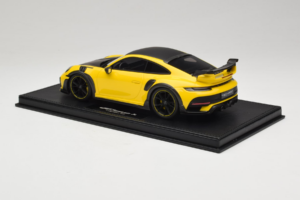 Porsche 911 992 TechArt GTstreet R Amarillo Con Llantas Negras TechArt 1:18 REMC011 Resina - imagen 5 de 6