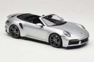Porsche 911 992 Turbo S Descapotable Plata Minichamps 1:18 155069082 Metal - imagen 4 de 6
