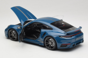 Porsche 911 992 Turbo S Coupe Sport Design Azul Minichamps 1:18 113069073 Metal - imagen 5 de 8