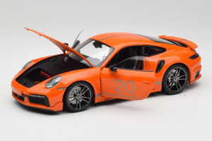 Porsche 911 992 Turbo S Coupe Sport Design Naranja Minichamps 1:18 113069074 Metal - imagen 2 de 8