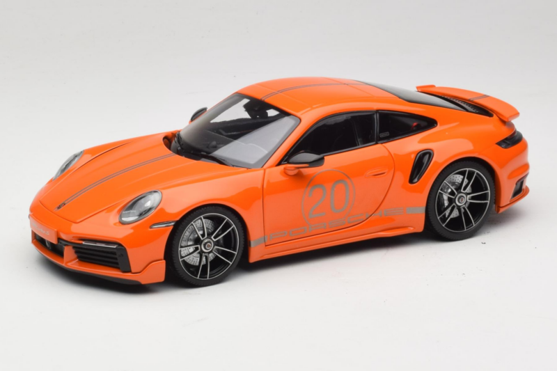 Porsche 911 992 Turbo S Coupe Sport Design Naranja Minichamps 1:18 113069074 Metal
