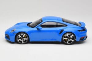 Porsche 911 992 Turbo S Gentian Azul Minichamps 1:18 155069074 Metal - imagen 3 de 6