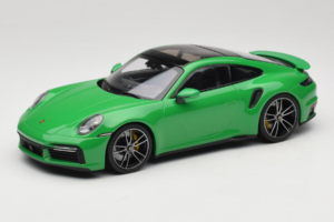 Porsche 911 992 Turbo S Verde Minichamps 1:18 153069077 Metal