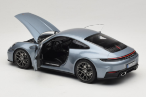Porsche 911 992.2 Carrera Polar Silver Metallic Norev 1:18 187170 Metal - imagen 5 de 8