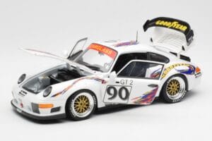 Porsche 911 993 GT2 #90 Vert / Franco / K. Koen Daytona 24 Hours 1998 UT Models 1:18 39813 Metal - imagen 2 de 8