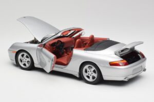 Porsche 911 996 Descapotable Plata Gate 1:18 1052 Metal - imagen 5 de 8