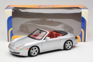 Porsche 911 996 Descapotable Plata Gate 1:18 1052 Metal - imagen 8 de 8