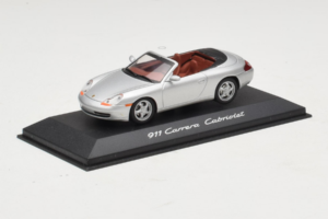Porsche 911 996 Descapotable Plata Minichamps 1:43 WAP02004097 Metal - imagen 2 de 4
