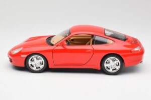 Porsche 911 996 Carrera 4 Rojo Bburago 1:18 30085 Metal - imagen 4 de 8