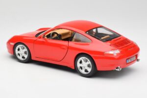 Porsche 911 996 Carrera 4 Rojo Bburago 1:18 30085 Metal - imagen 7 de 8