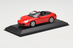 Porsche 911 996 Carrera 4S Descapotable Rojo Minichamps 1:43 400062831 Metal - imagen 2 de 4