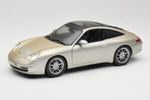 Porsche 911 996 Carrera 4S Plata Maisto 1:18 WAP02102212 Metal