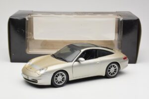 Porsche 911 996 Carrera 4S Plata Maisto 1:18 WAP02102212 Metal - imagen 8 de 8