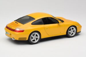 Porsche 911 996 Carrera 4S Amarillo Maisto 1:18 WAP02101610 Metal - imagen 3 de 8