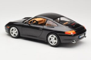 Porsche 911 996 Carrera Negro Bburago 1:18 3385-M2 Metal - imagen 7 de 8