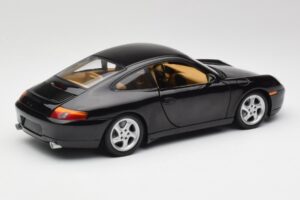 Porsche 911 996 Carrera Negro Gate 1:18 1043 Metal - imagen 3 de 8