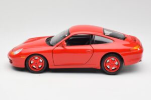 Porsche 911 996 Carrera Rojo Edición Limitada Bburago 1:18 3385-M1 Metal - imagen 4 de 8