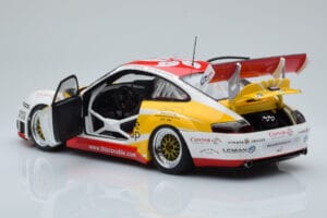 Porsche 911 996 GT3 RSR #68 M. Marsh FIA GT Zhuhai 2005 AUTOart 1:18 80582 Metal - imagen 5 de 8