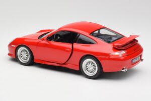 Porsche 911 996 GT3 Strasse Rojo Bburago 1:18 30395 Metal - imagen 7 de 8