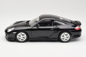 Porsche 911 996 Turbo Negro Bburago 1:18 18-12030 Metal - imagen 4 de 8