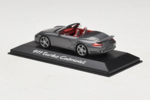 Porsche 911 997 Turbo Cabriolet Grey Metallic Minichamps 1:43 WAP02015216 Metal - imagen 3 de 5