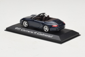 Porsche 911 997 Carrera 4 Descapotable Azul Oscuro Minichamps 1:43 WAP02015216-R1 Metal - imagen 3 de 4