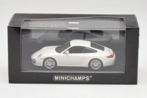Porsche 911 997 Carrera 4S Carrara Blanco Minichamps 1:43 403066431 Metal - imagen 4 de 4