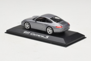 Porsche 911 997 Carrera S Gris Metallic Minichamps 1:43 WAP02010116-R1 Metal - imagen 3 de 4