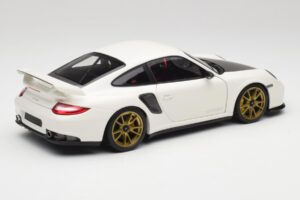Porsche 911 997 GT2 RS Blanco & Dorado Ruedas Minichamps 1:18 100069406 Metal - imagen 3 de 8