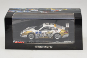 Porsche 911 997 GT3 Cup #27 24 Hours of Nurburgring 2010 Minichamps 1:43 437106727 Metal - imagen 4 de 4