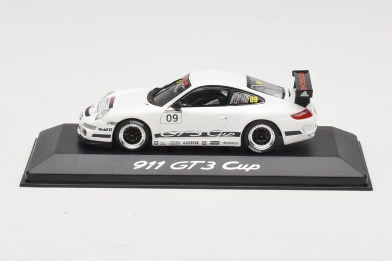 Porsche 911 997 GT3 Cup #9 2009 Minichamps 1:43 WAP0200030A-R Metal