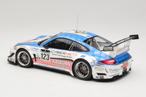 Porsche 911 997 GT3 R #123 Muhlner Motorsport E. Fumal / E. Thiry 24 Hours of Spa 2011 Minichamps 1:18 151118923 Metal - imagen 5 de 6